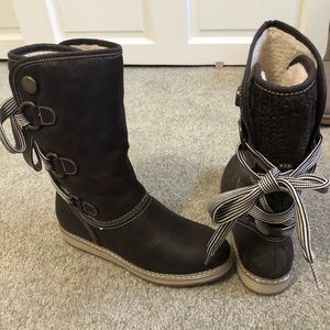 NWOT white mountain footwear boots